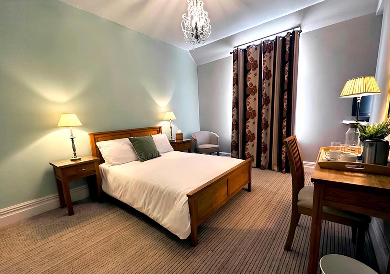 Station Lounge & Rooms Clitheroe Bagian luar foto