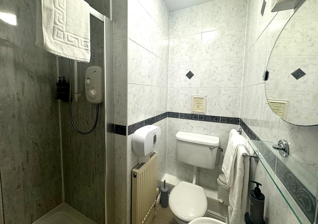Station Lounge & Rooms Clitheroe Bagian luar foto